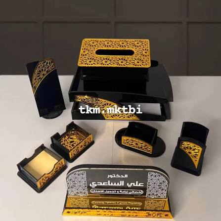 ديكورات أكريليك